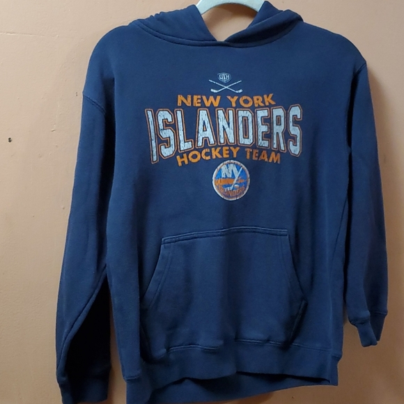New York Islanders Hockey Team. - Picture 2 of 5